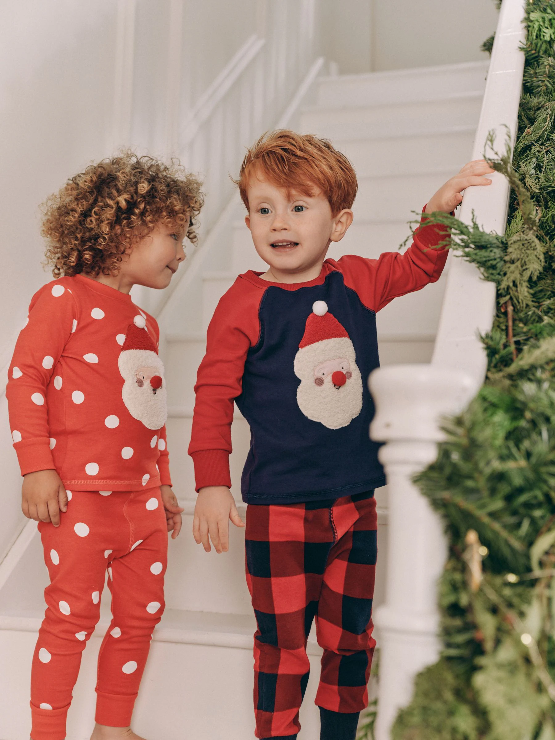 Marineblauw/rode kerstman met ruiten - 100% katoenen kerstpyjama (9 mnd - 12 jr)