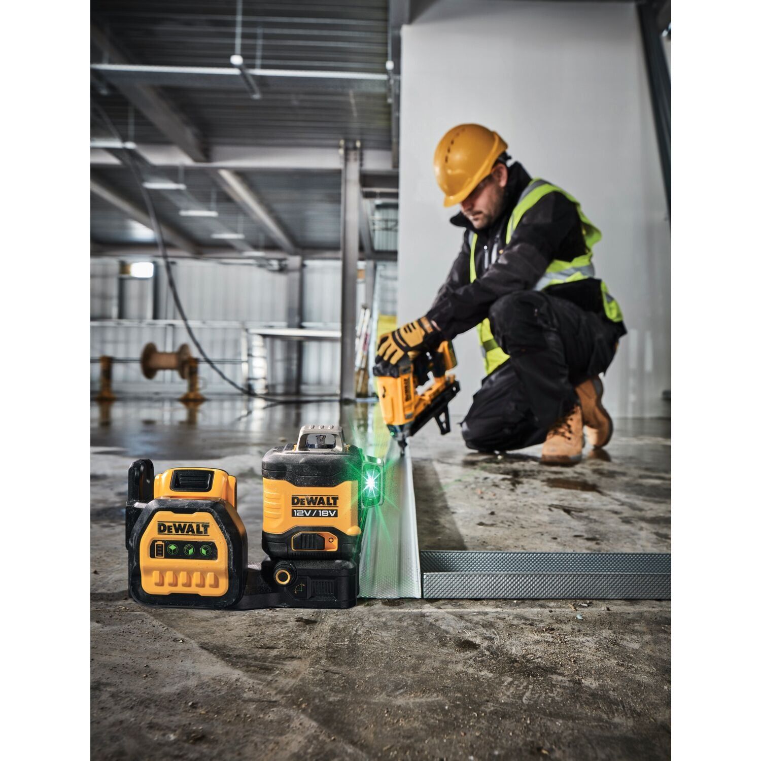 DeWALT DCE089D1G18 Accu kruislijnlaser groen 3x360° 12V/18V XR 2.0Ah in TSTAK