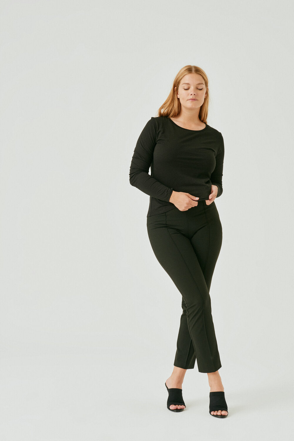 Mads Nørgaard  Organic Jersey Tenna Tee FAV - sort