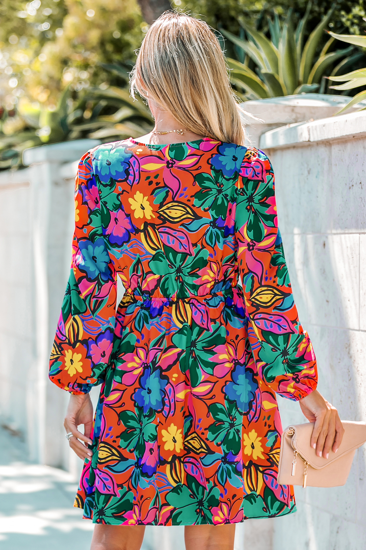 Robe mini à manches longues paysannes et imprimé floral