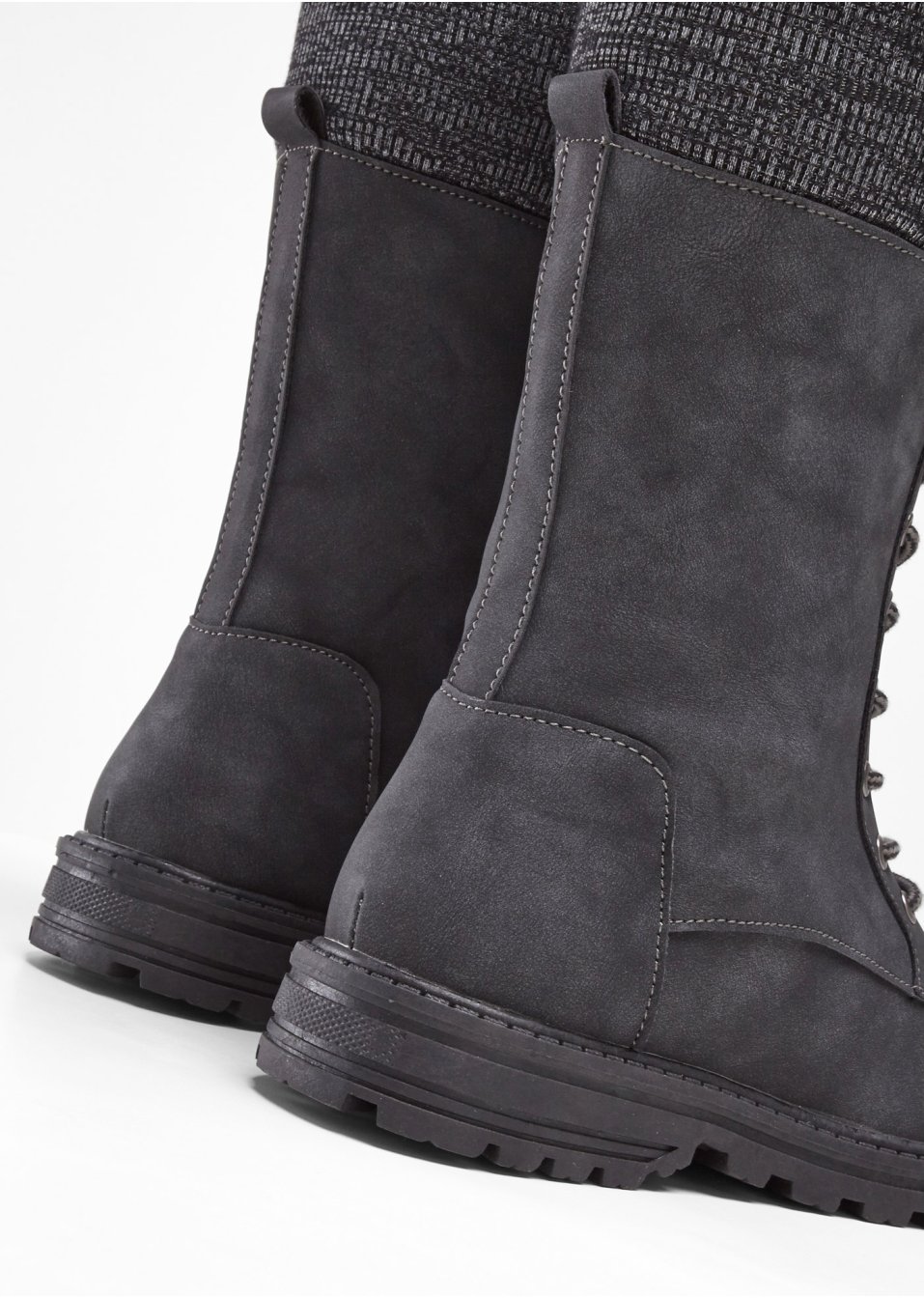 Bottes à lacets