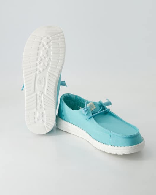 Hey Dude Wendy Canvas Sneaker in Grün
