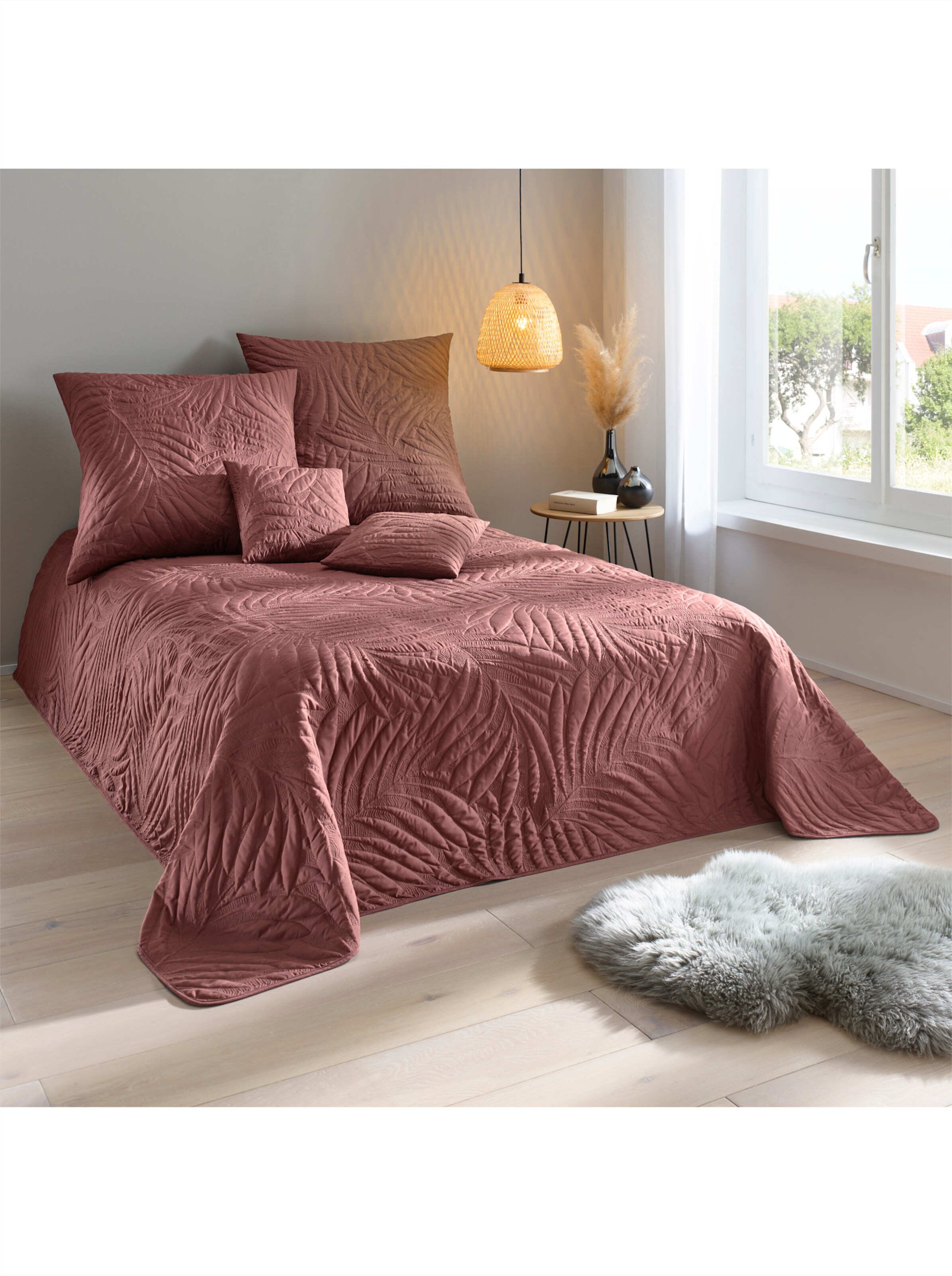 heine home Tagesdecke in bordeaux