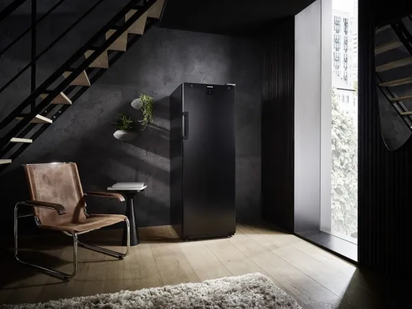 Liebherr WSbl 5001-20 001 Vinskab - FS, GrandCru, 1 zone, BlackDoor, 165x60cm