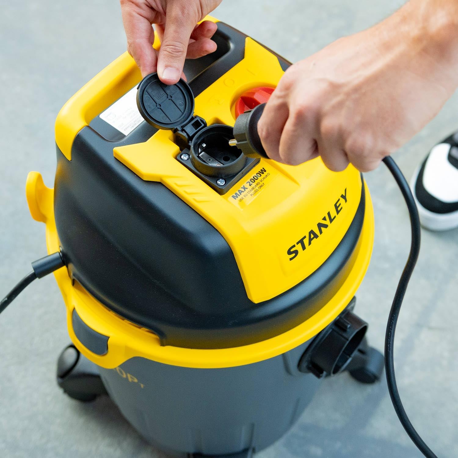 Stanley Nass und Trockensauger SXVC25PTDE (1200 W, 25 l)