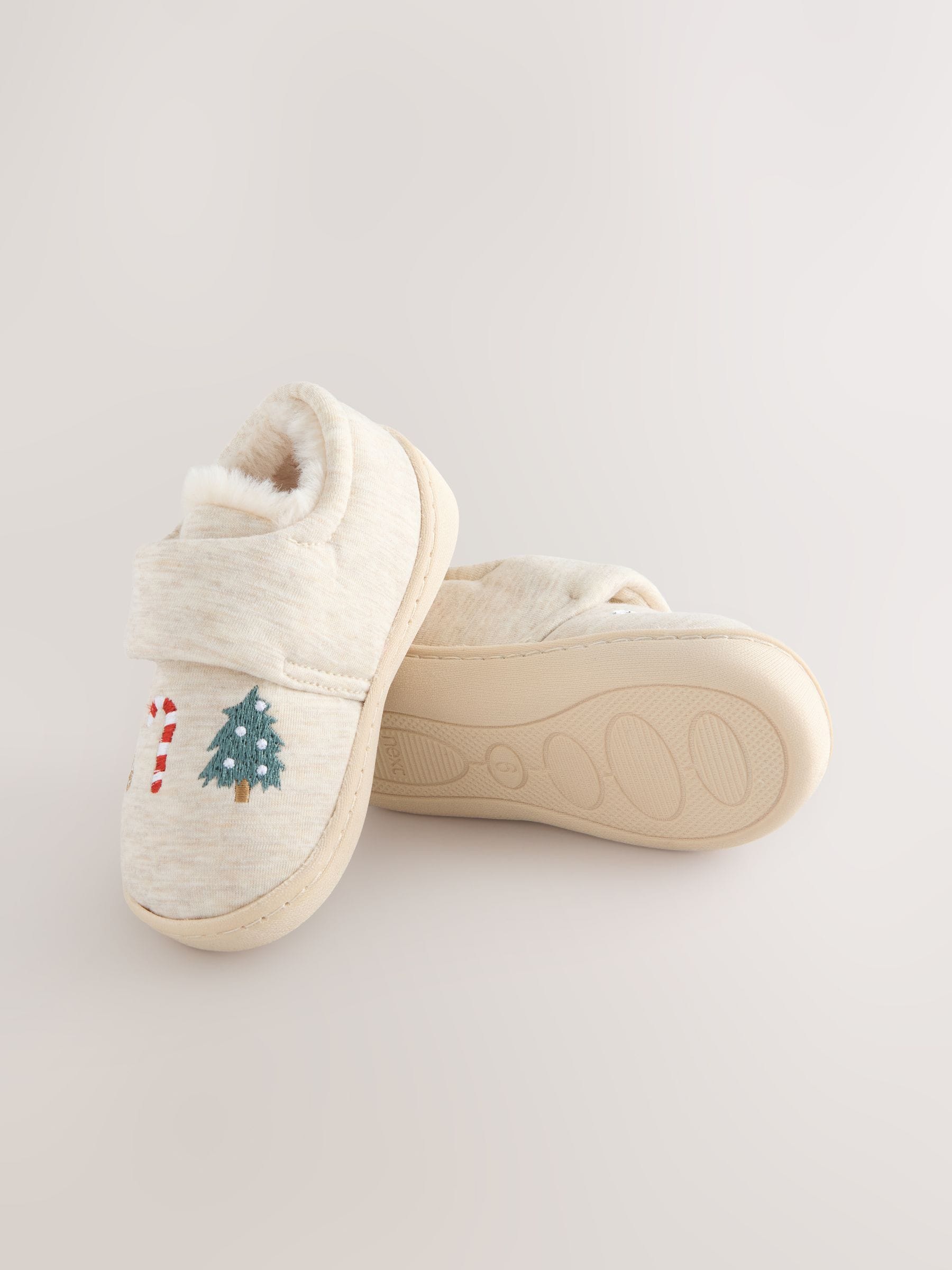 Neutrale kerst - Warm gevoerde pantoffels met kuipzool