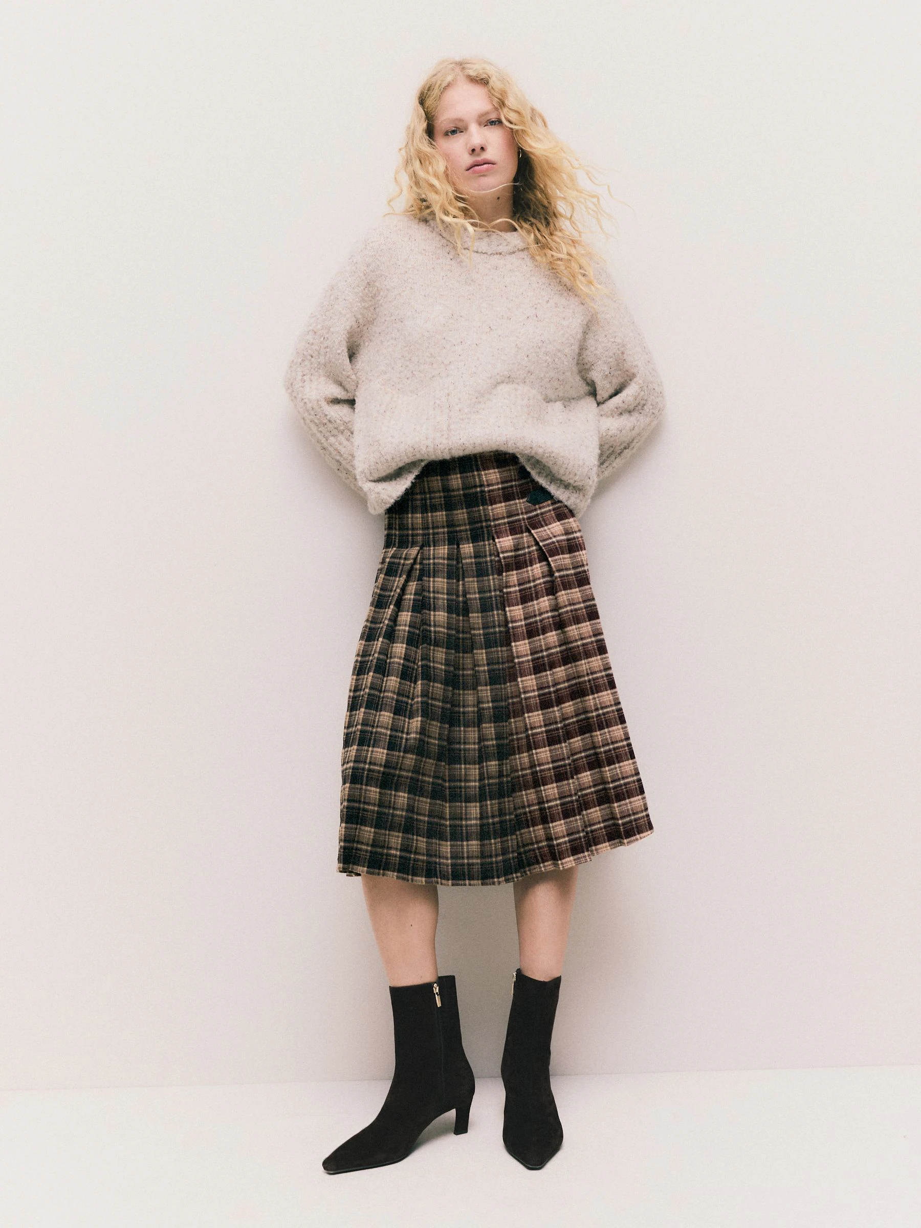 Red/Black Spliced - Check Knee Length Kilt Skirt