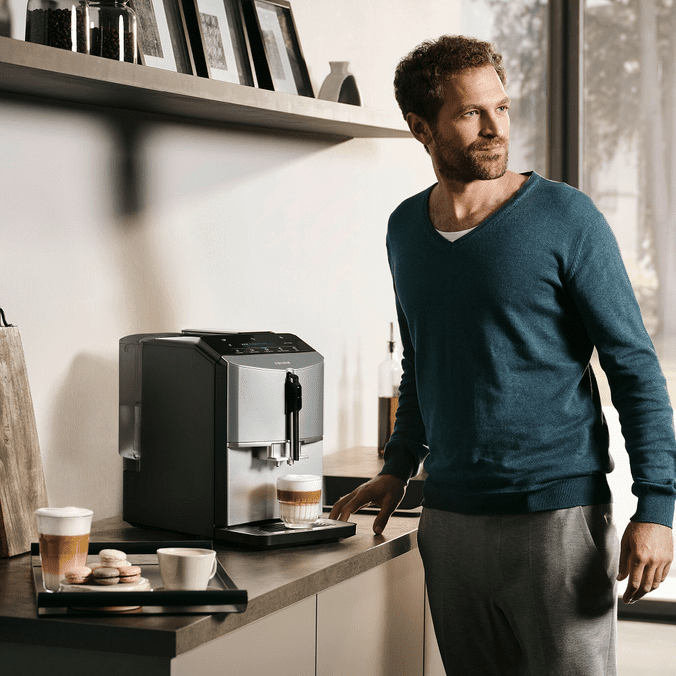 SIEMENS EQ300 - TF305E04 Inox et Titane métallisé - Garantie 3 ans Coloris:Inox