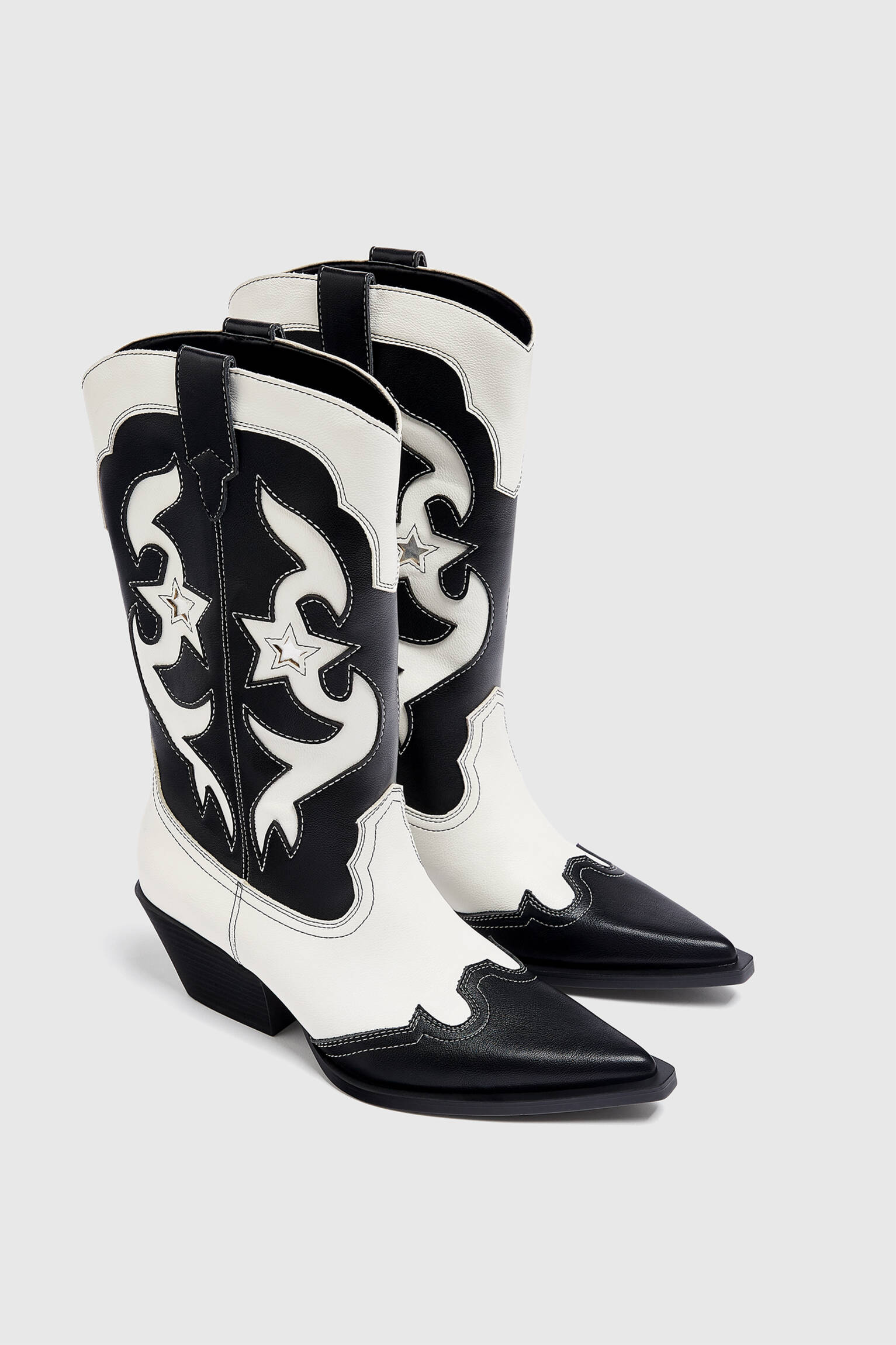 BOTA DE COWBOY FANTASIA - COMBINAÇÃO