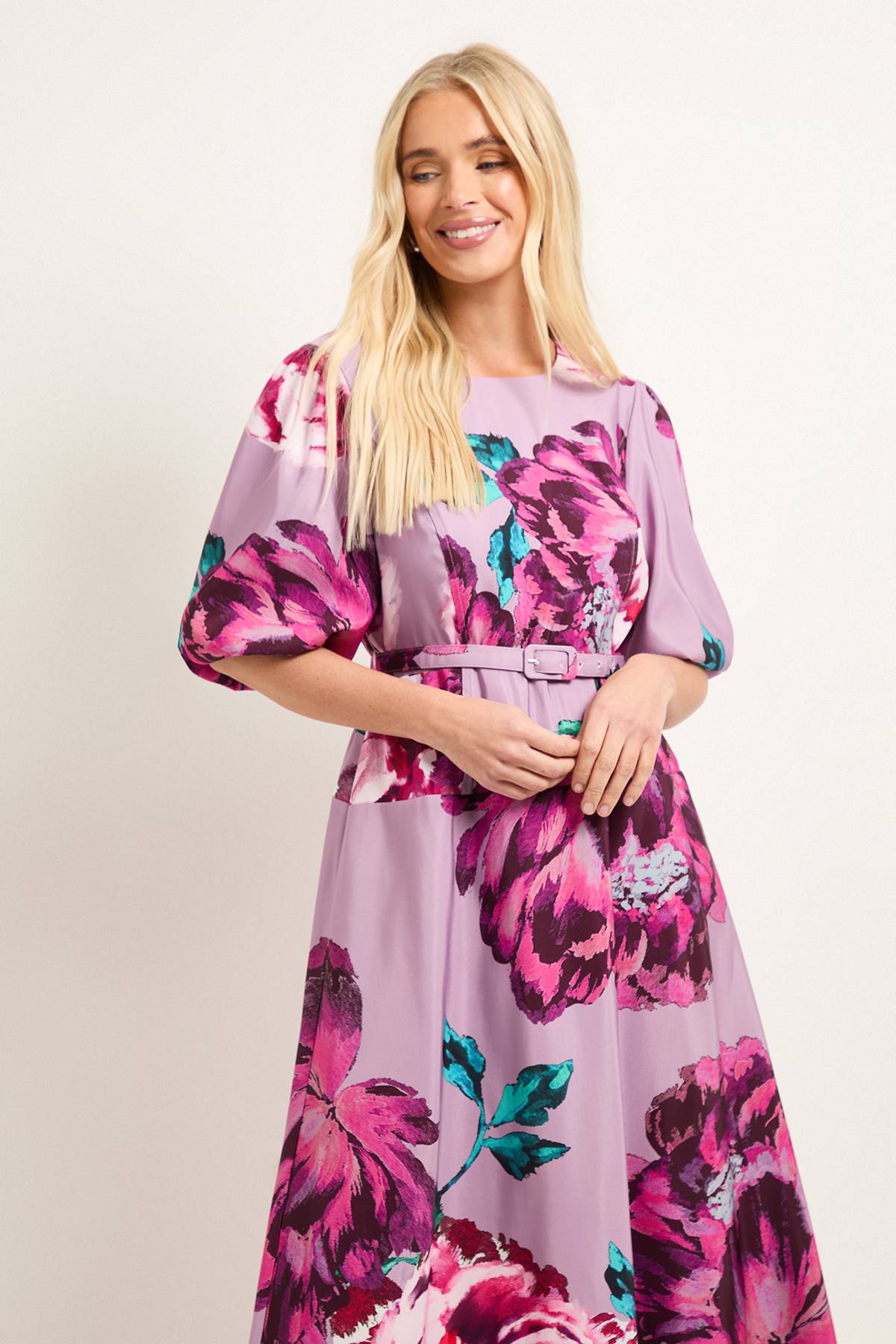 Wallis Robe Midi Ceinturée en Sergé Fleuri Petite Taille