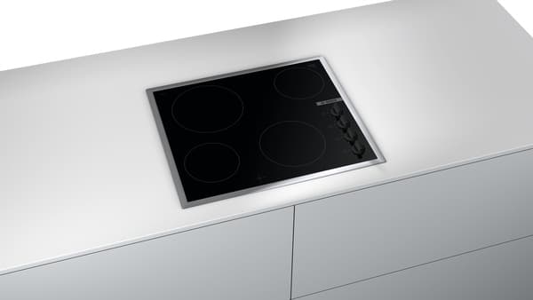 Bosch Kogeplade PKE645CA2E (sort)