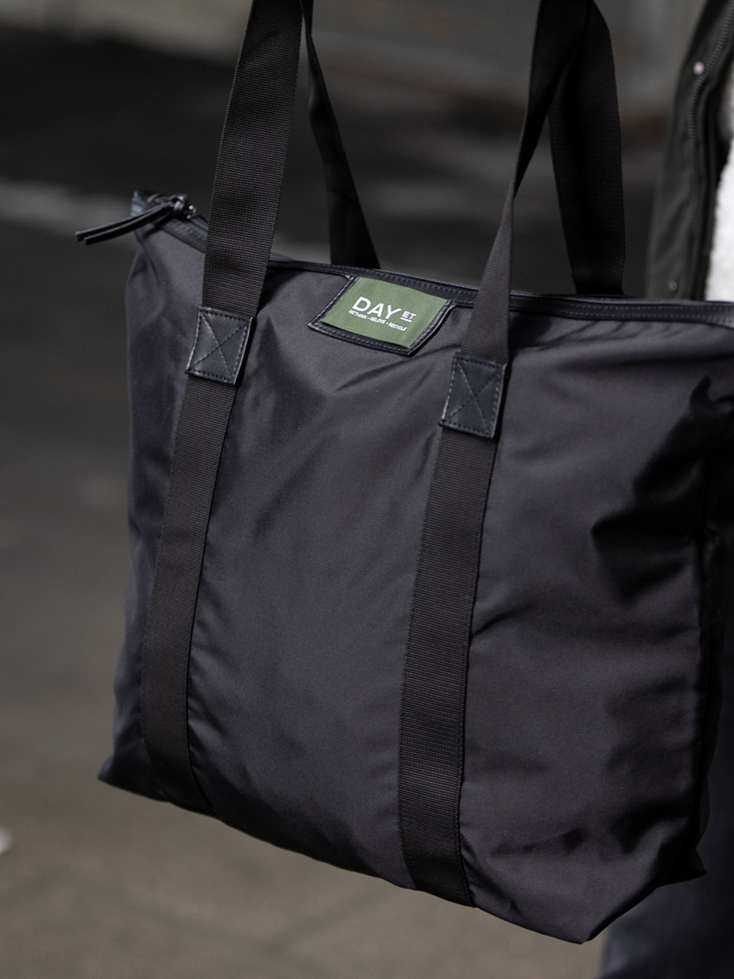 Gweneth RE-S Bag M