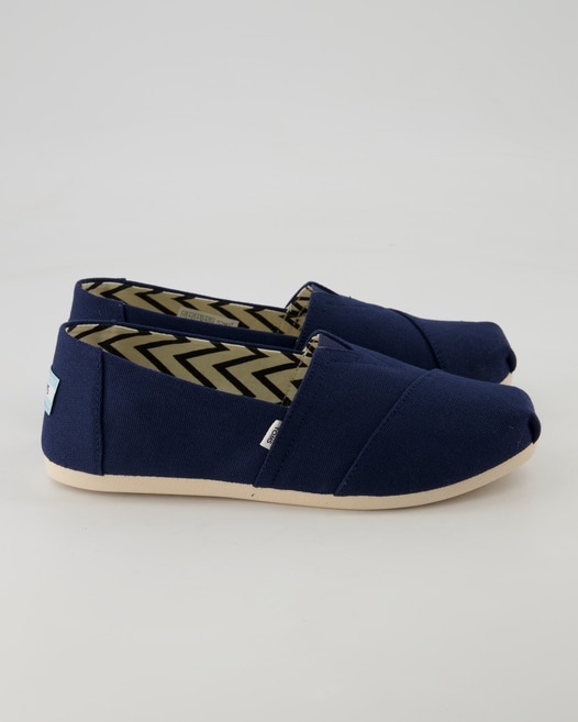 Toms Alpargata Slipper in Blau