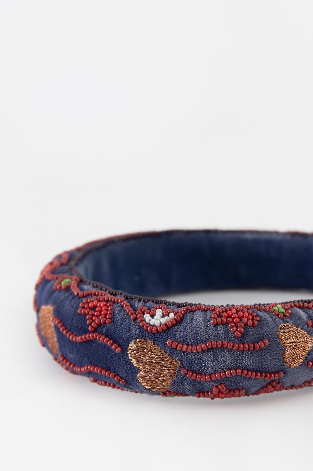 Donkerblauwe velvet haarband met kraaltjes