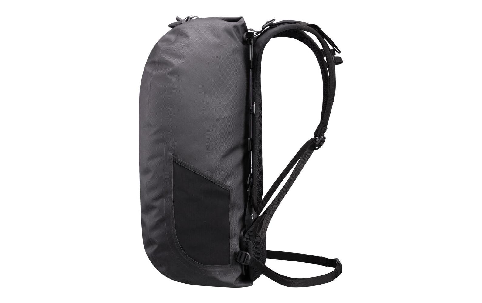 Duffle Bag Atrack Metrosphere 34L, Black embossed<br>Modischer Rucksack für Reise und Kurztrips