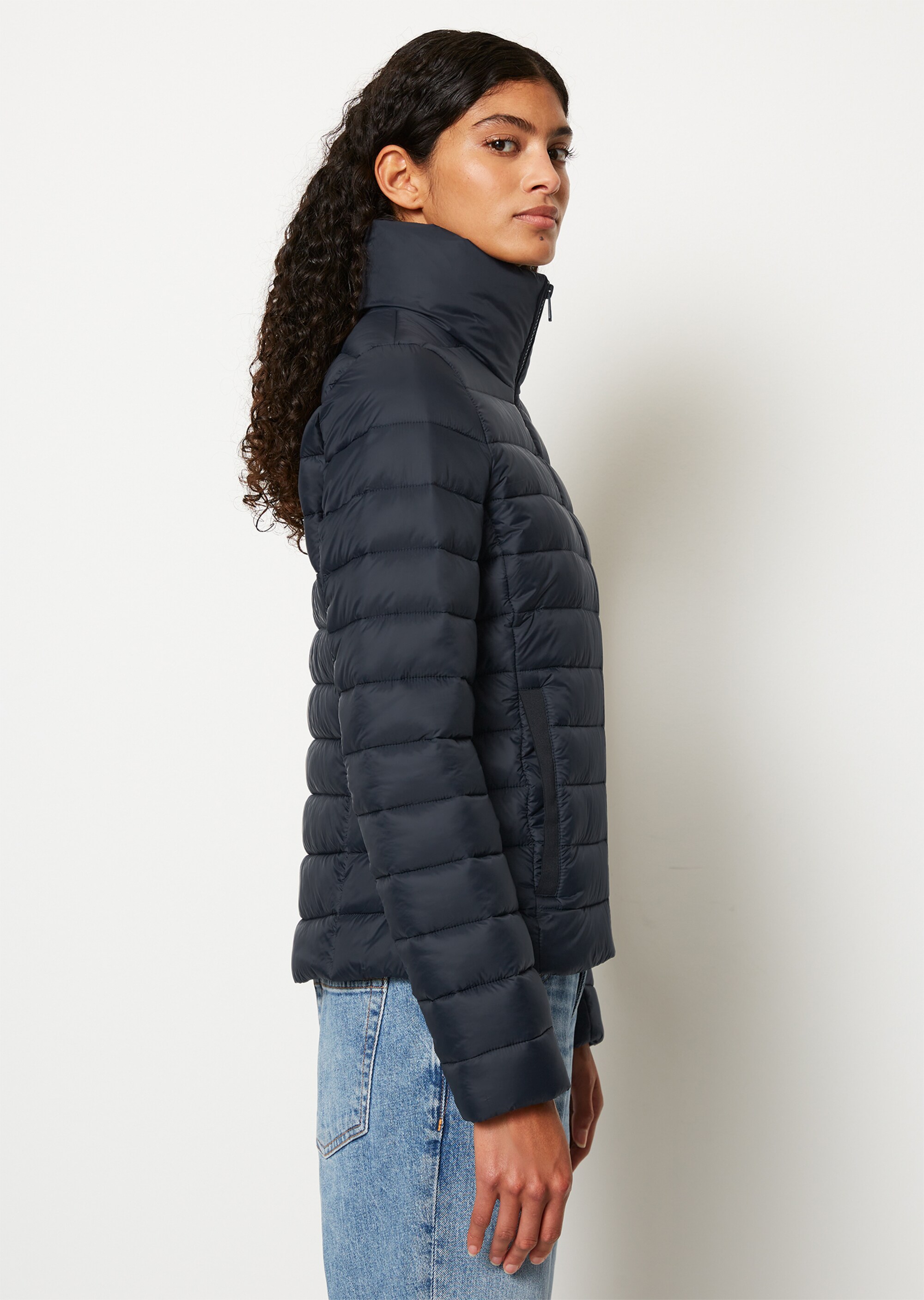 Steppjacke fittedmit wasserabweisender Oberfläche