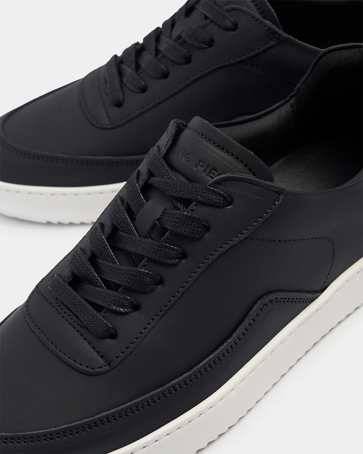 Mondo Organic Nappa Black