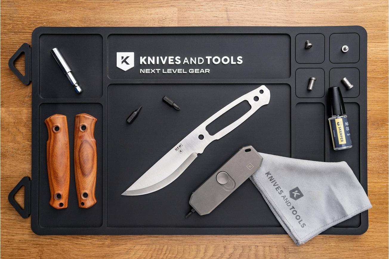 Knivesandtools Knife Cleaning Mat, rubber