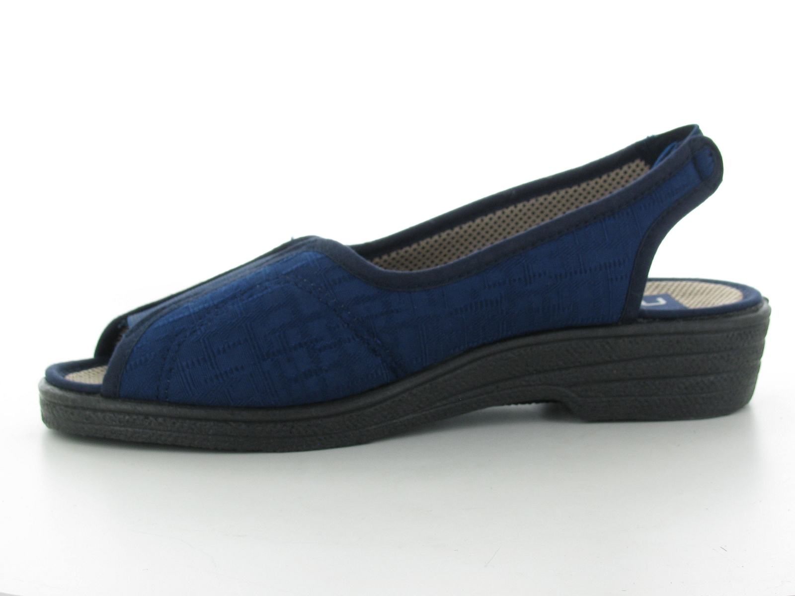 R brand-A 63 44 67 Textile Marine