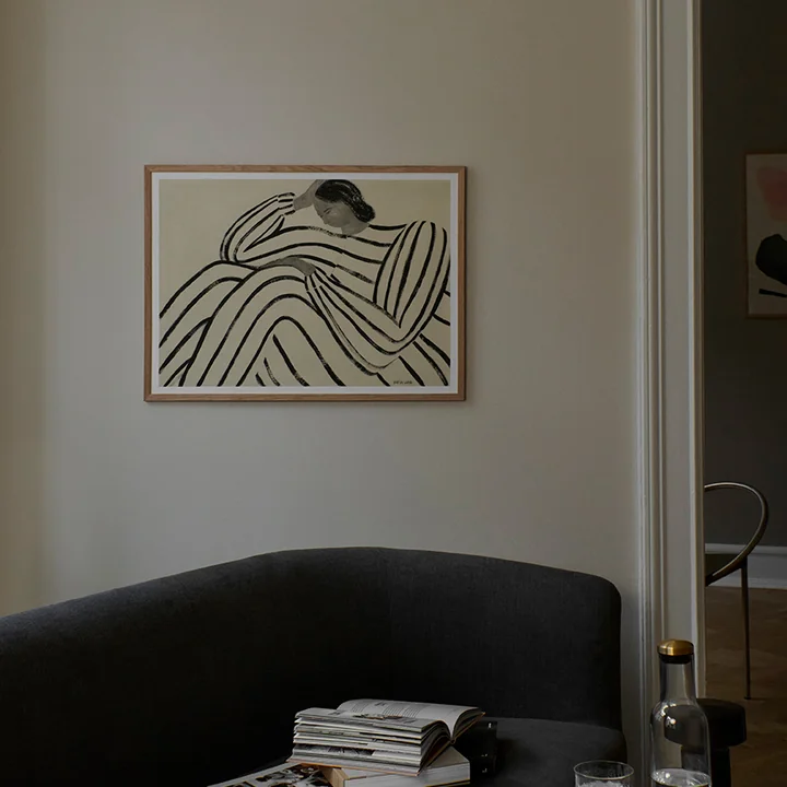 The Poster Club - Waiting von Sofia Lind, 50 x 70 cm