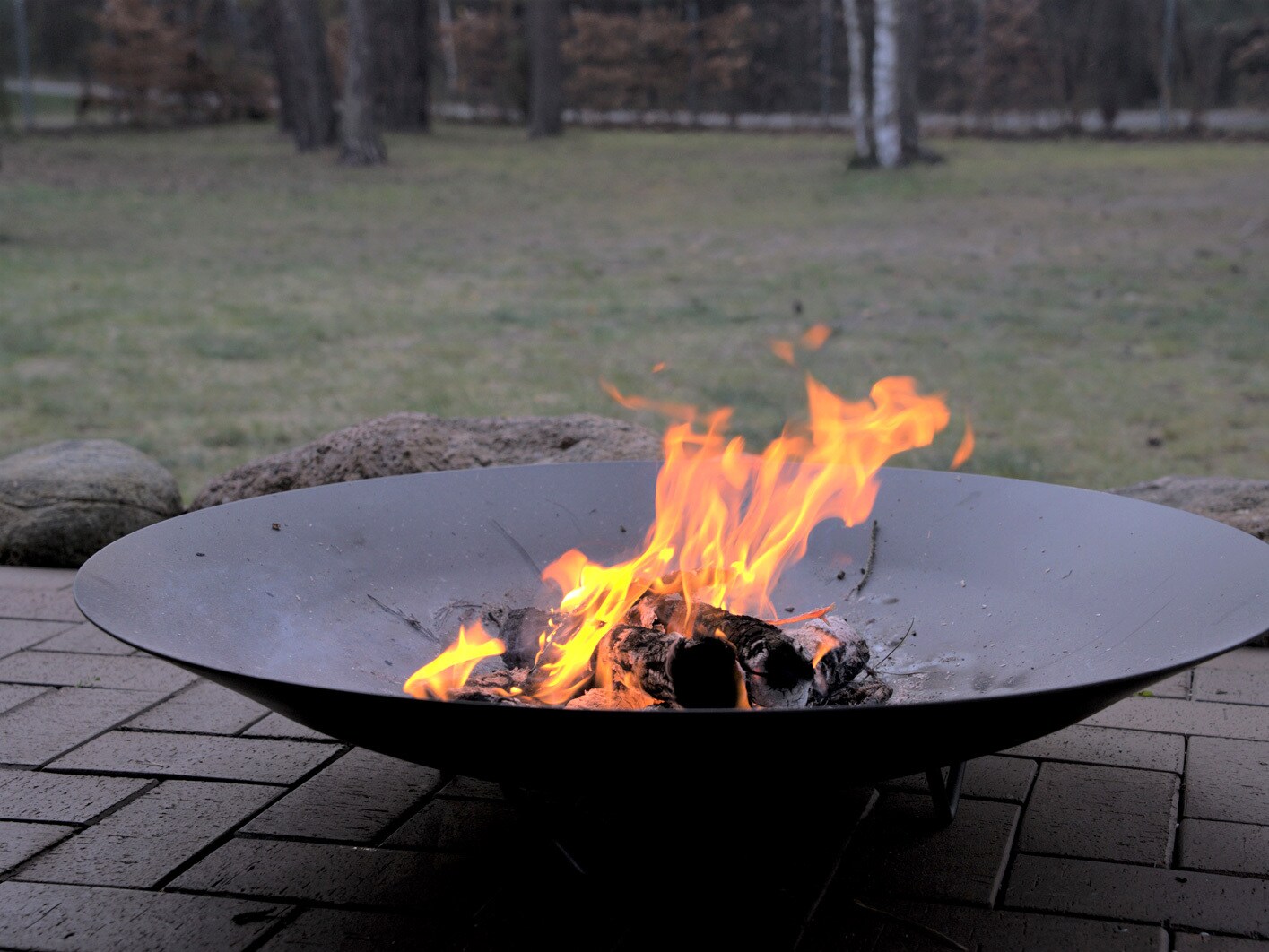 nonjoo. Feuerstelle Vulcanus