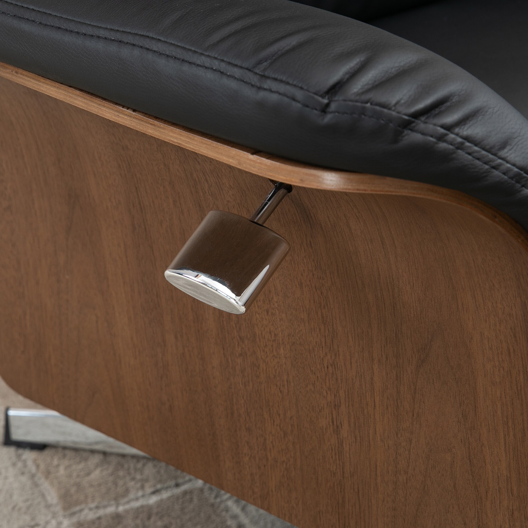 HOMCOM Liegestuhl mit Armlehne und Fußhocker schwarz 80L x 84B x 108H cm