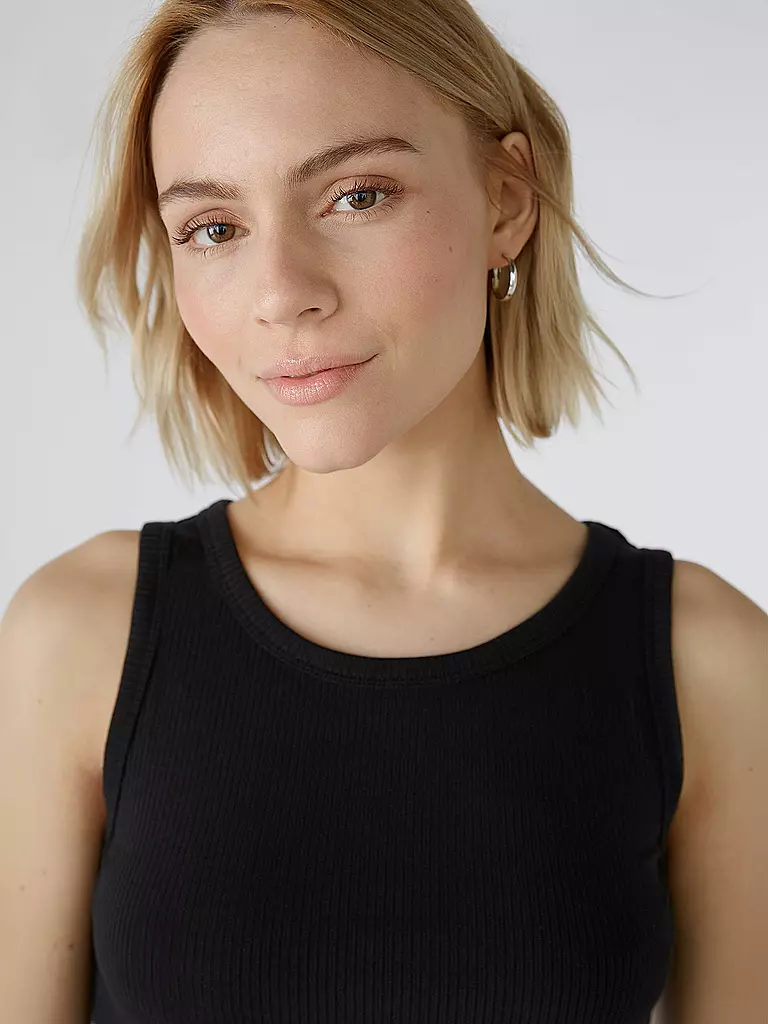 OUÍ Top schwarz