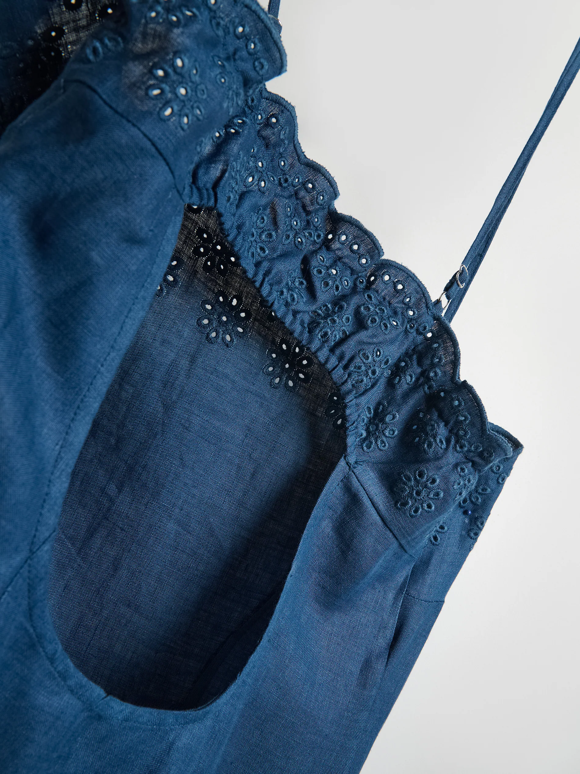 Leinen-Midikleid