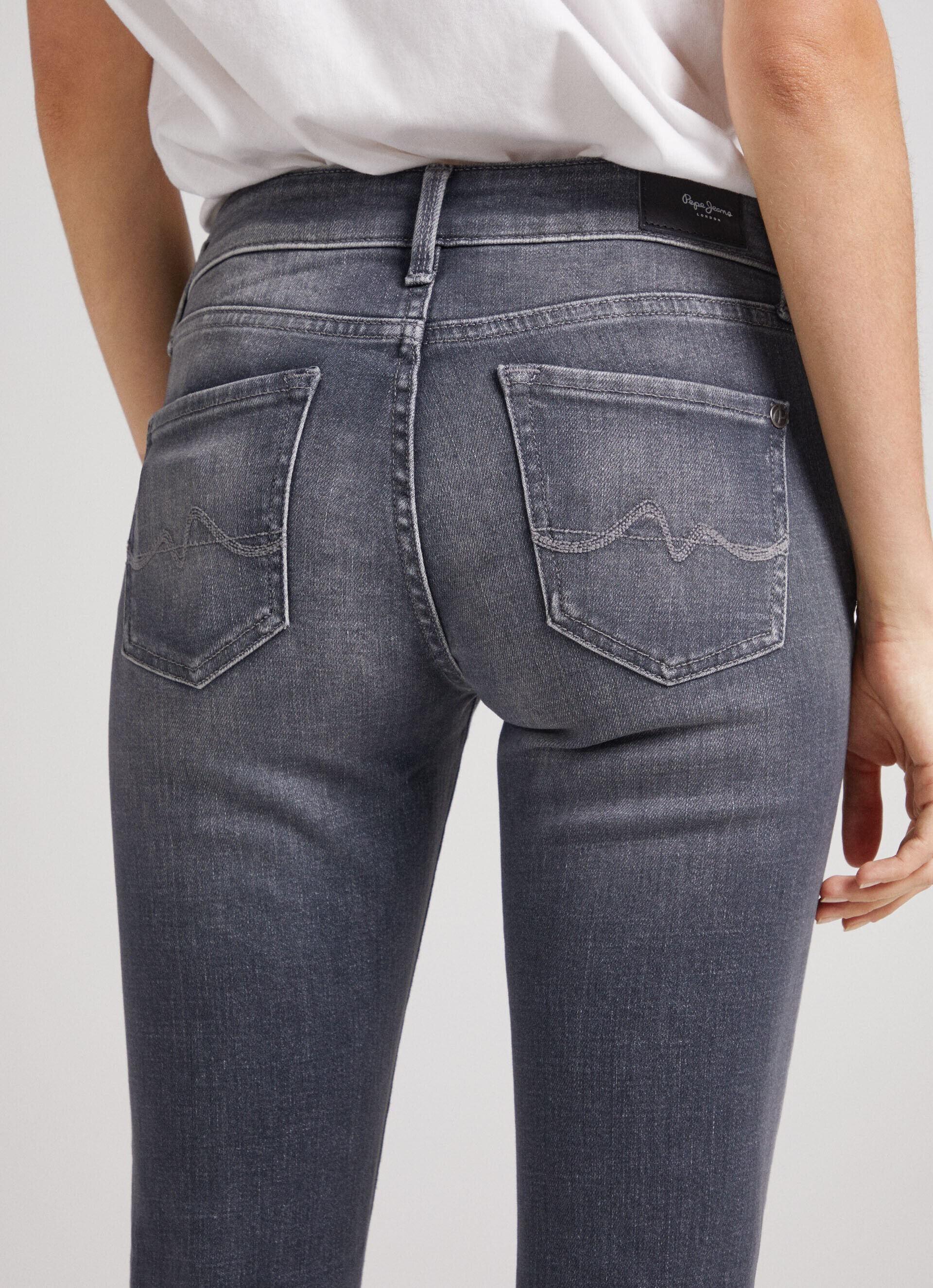 CALÇA JEANS PICCADILLY FIT SLIM TIRO TAMANHO MÉDIO - jeans