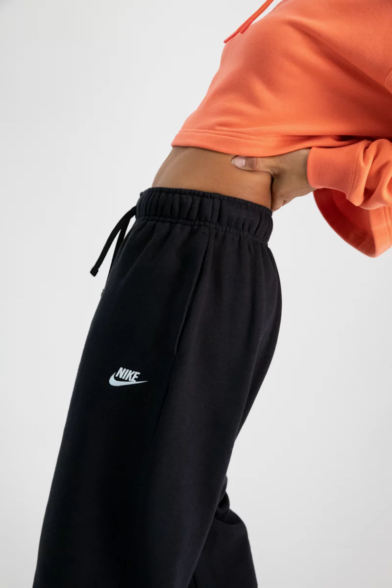 Nike Sportswear Club Fleece Oversized Damen Trainerhose