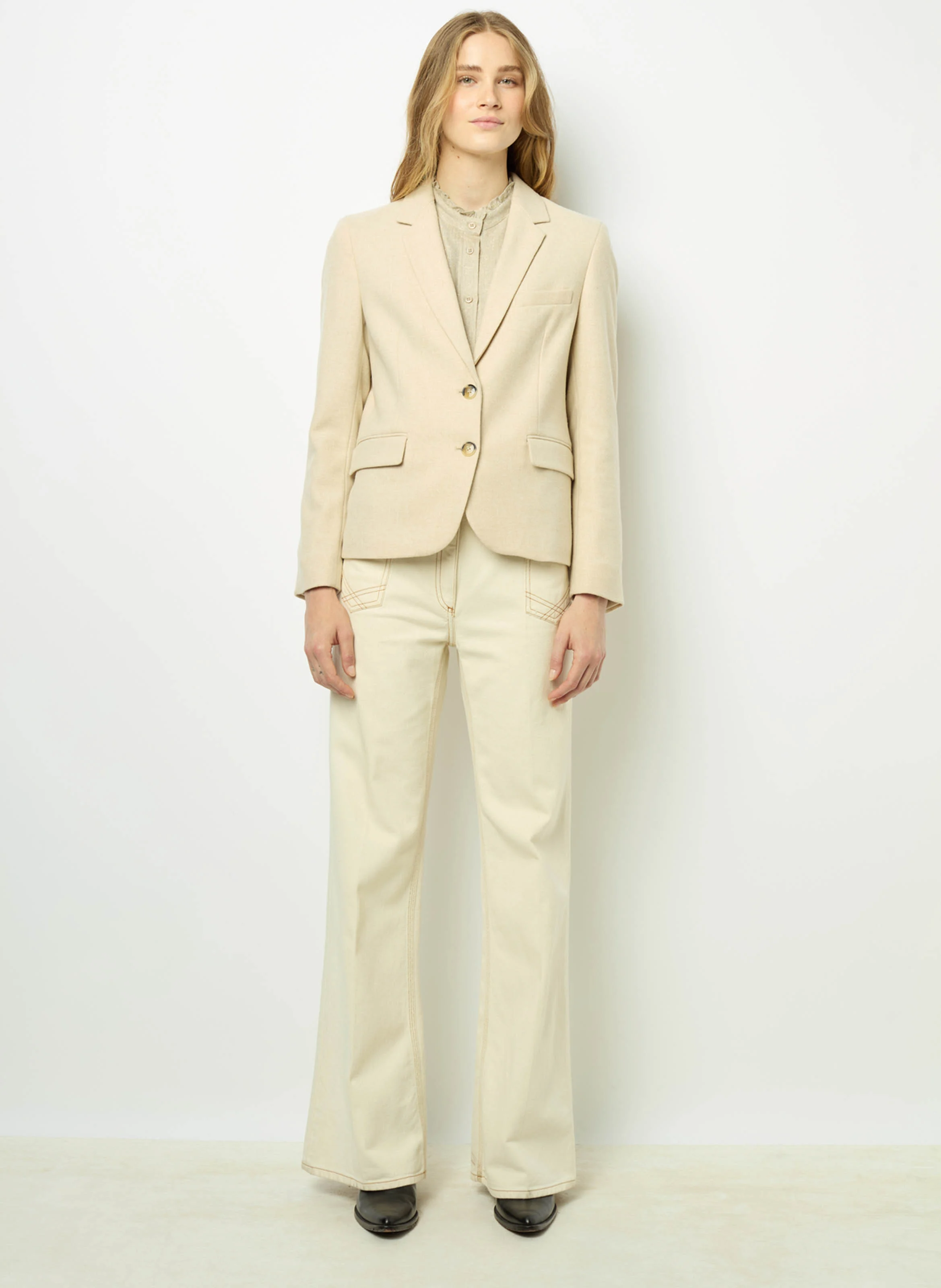 MANON - Veste tailleur droite en laine mélangée | Beige