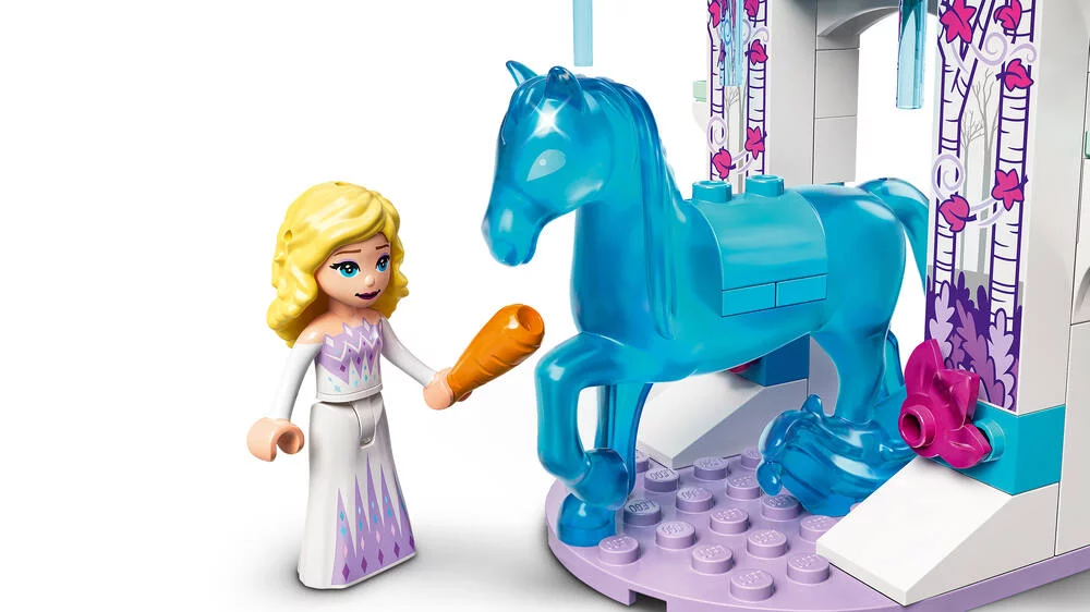 LEGO®DISNEY PRINCESS 43209 - ELSA ET L’ECURIE DE GLACE DE NOKK