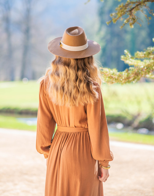 Céleste - ELEONORE - Camel