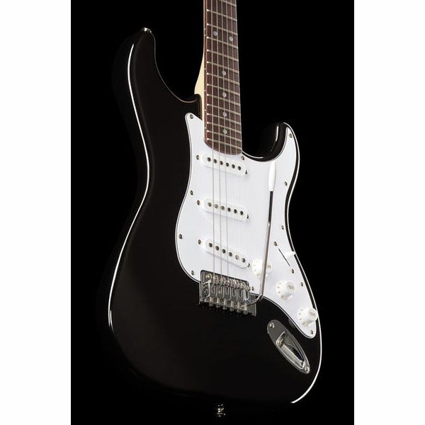 Harley Benton ST-20 BK E-Gitarre