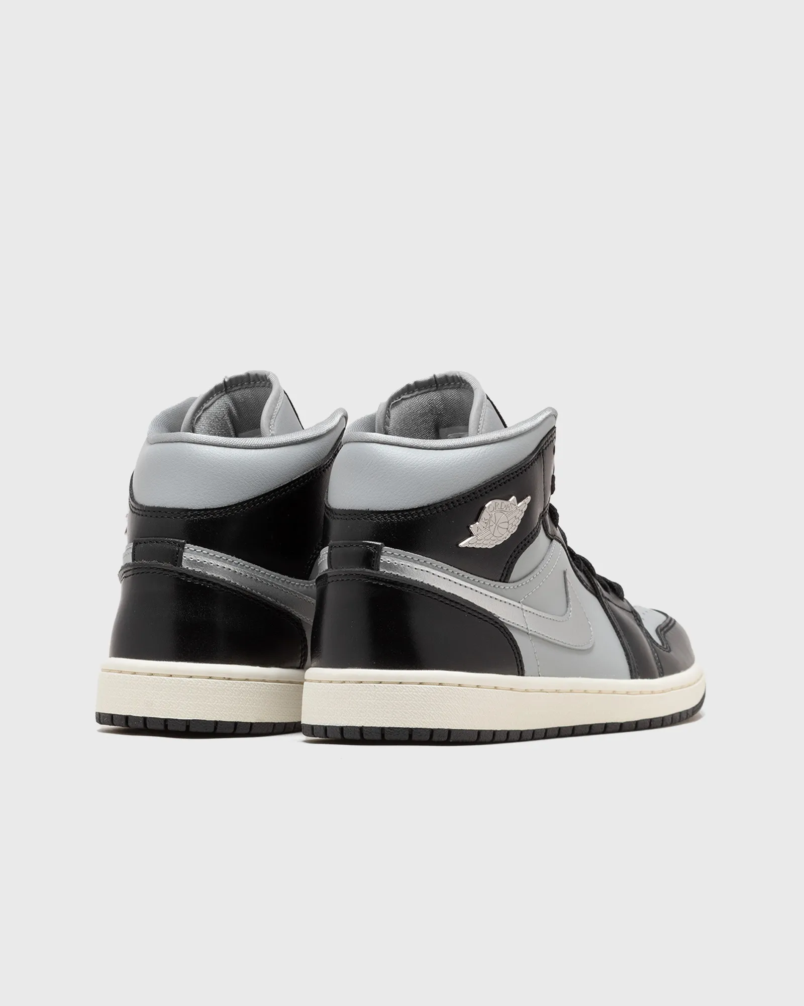 Jordan Air Jordan 1 Mid SE WMNS