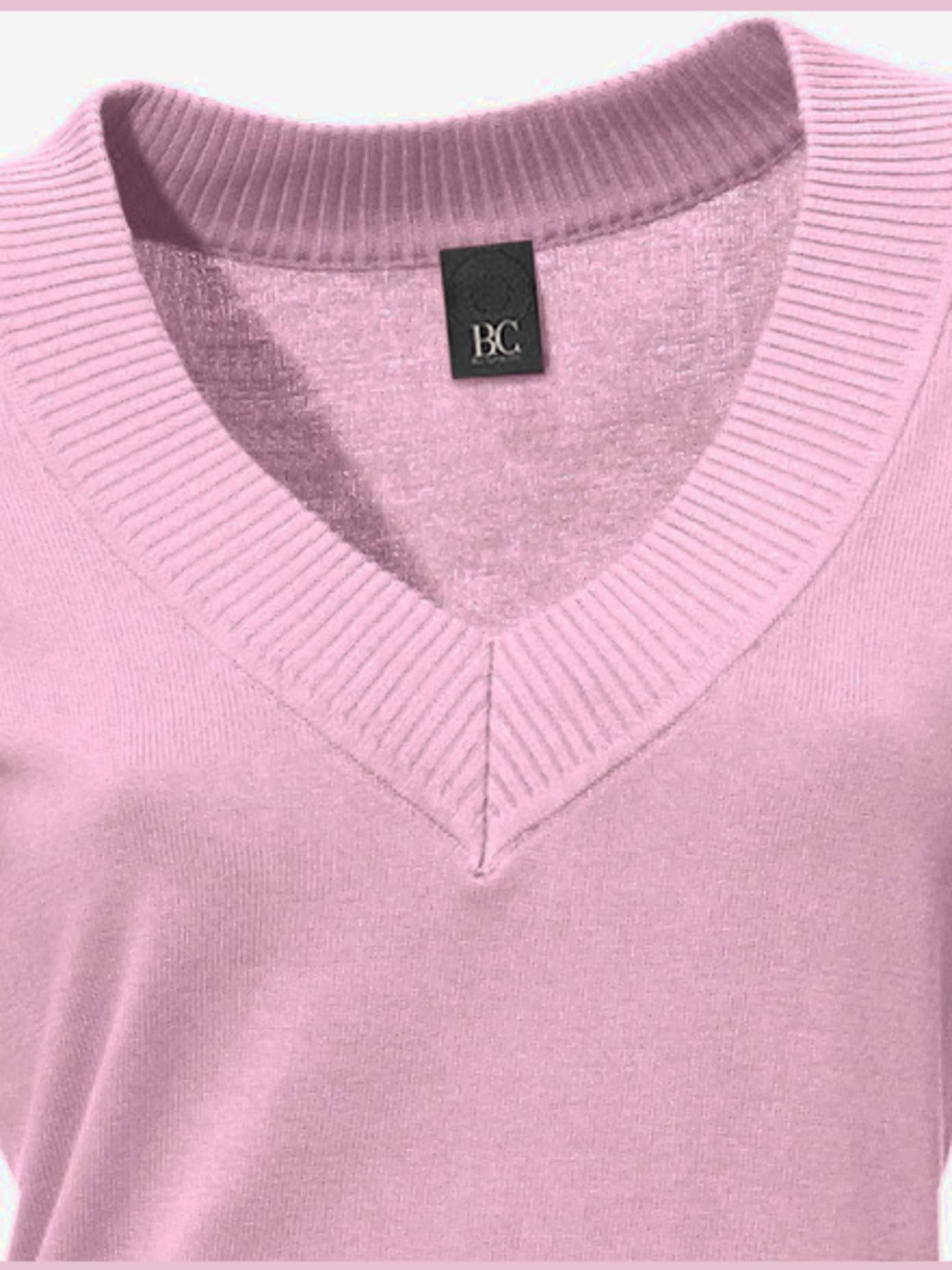 Joli pull basique à encolure en v