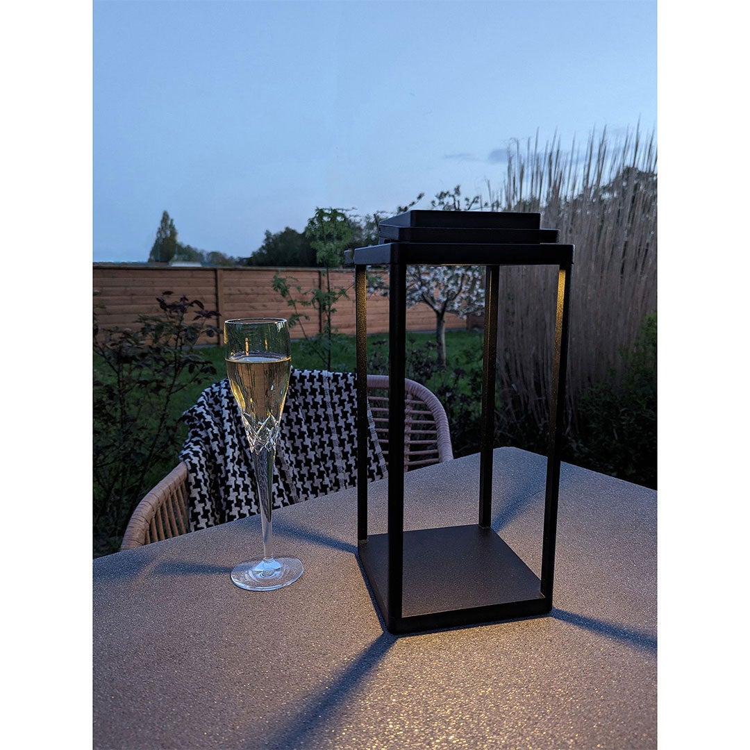 Lezant LED oplaadbare lantaarnlamp, zwart. 15 x 15 x 40 cm
