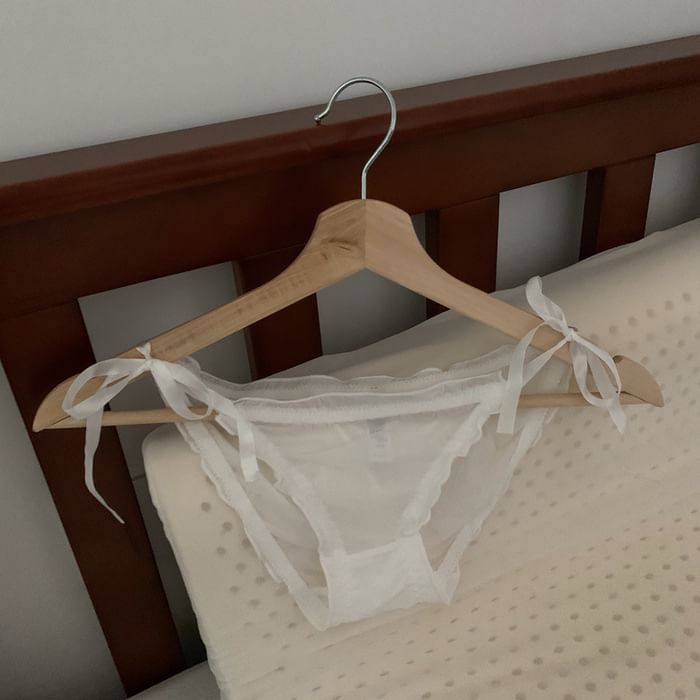 Fenmo - Effen mesh panty met knoopsluiting aan de zijkant