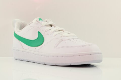 Nike Sneaker