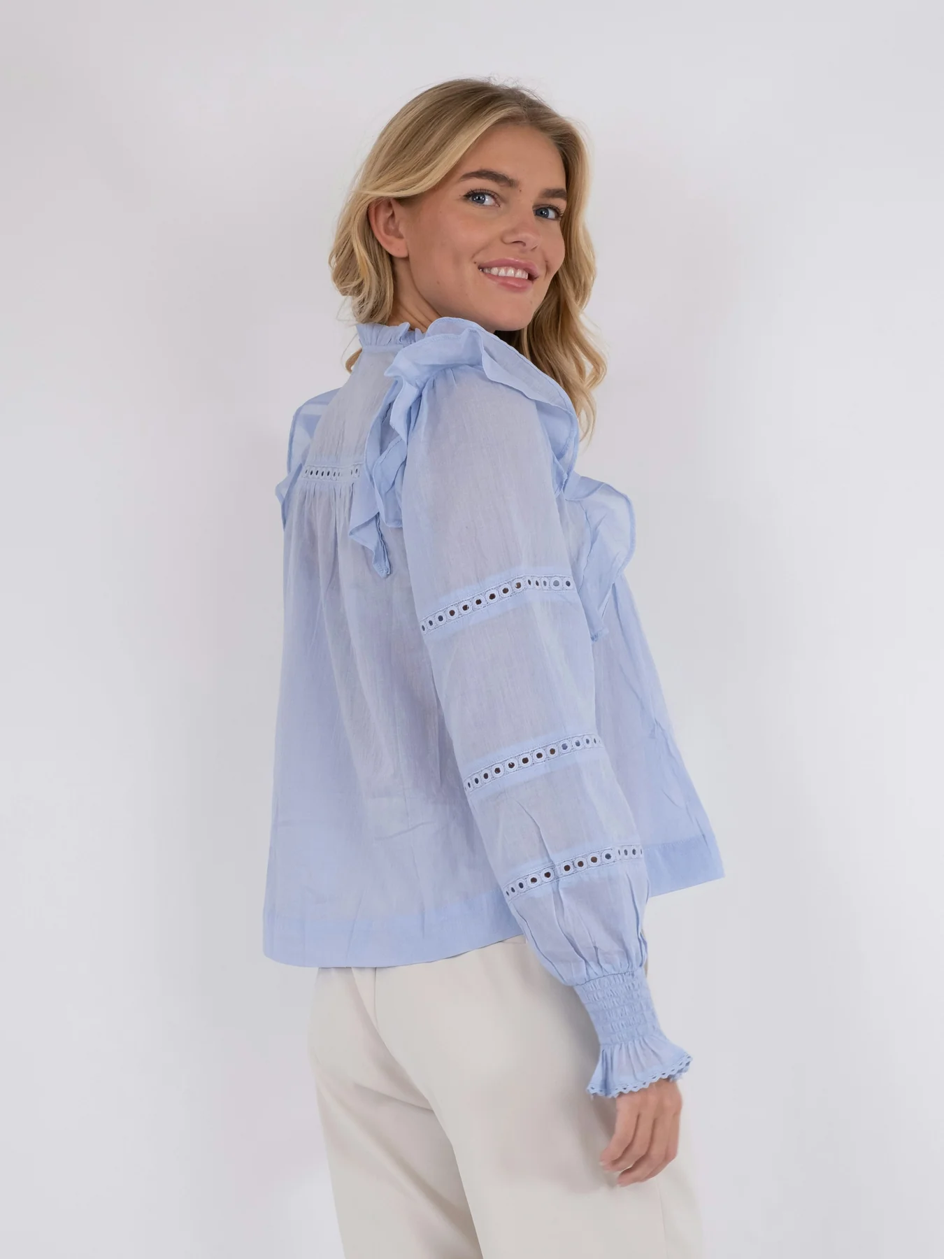 Neo Noir Aurika S Voile Blouse light blue