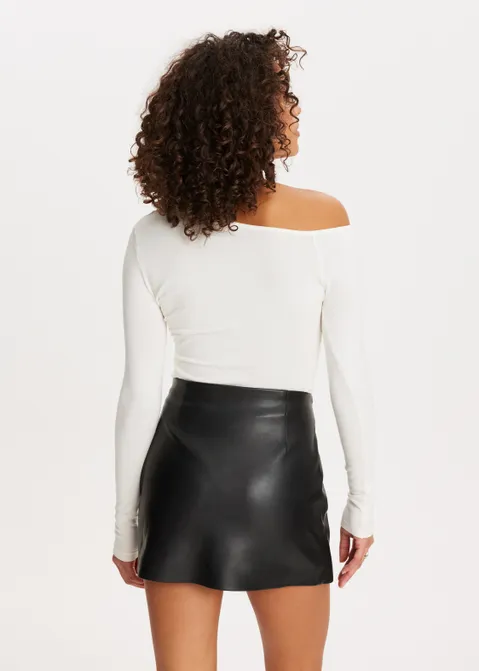 Off-shoulder trui off-white (WIT.O)