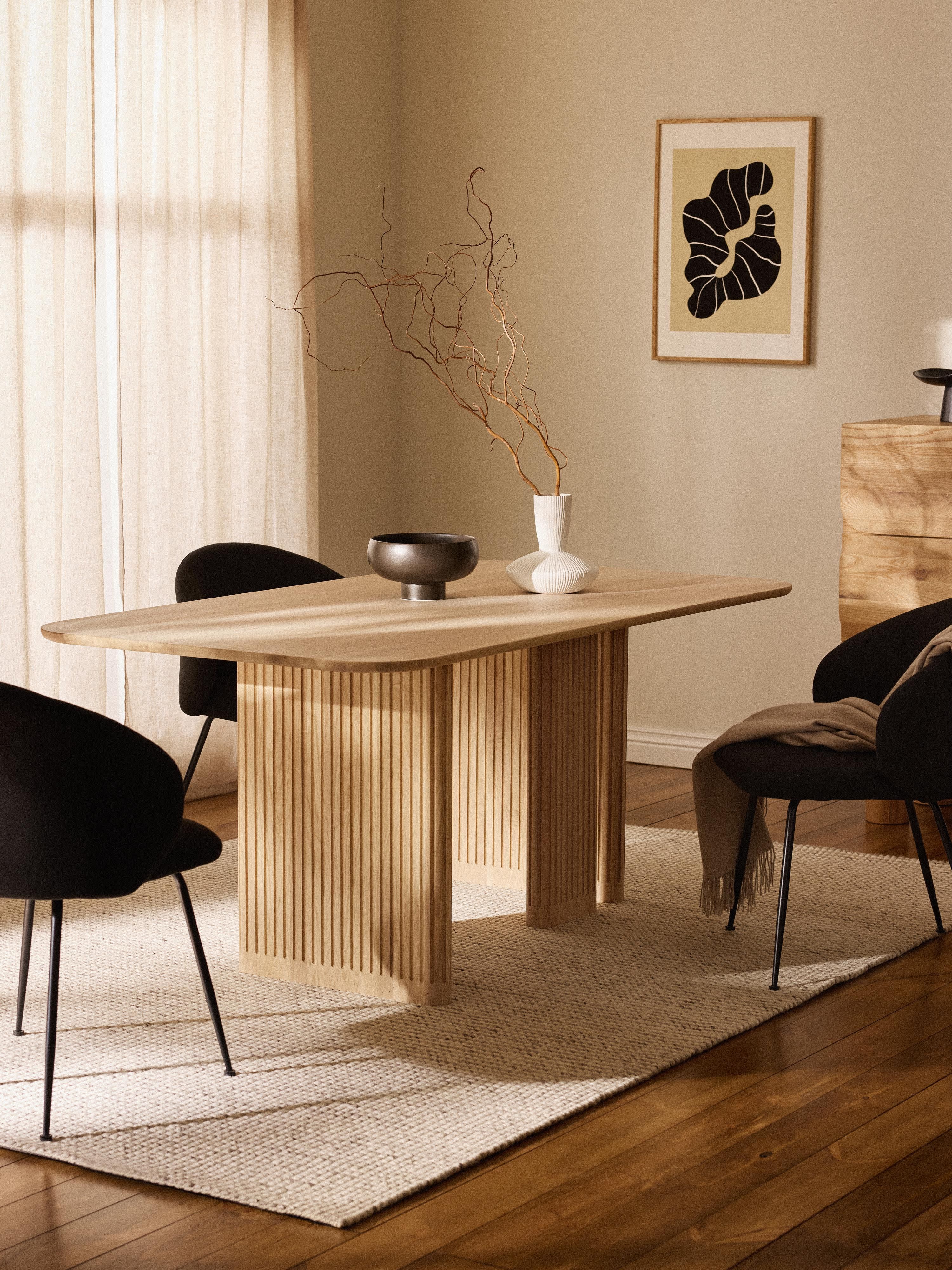 Eikenhouten eettafel Jolka, in verschillende formaten