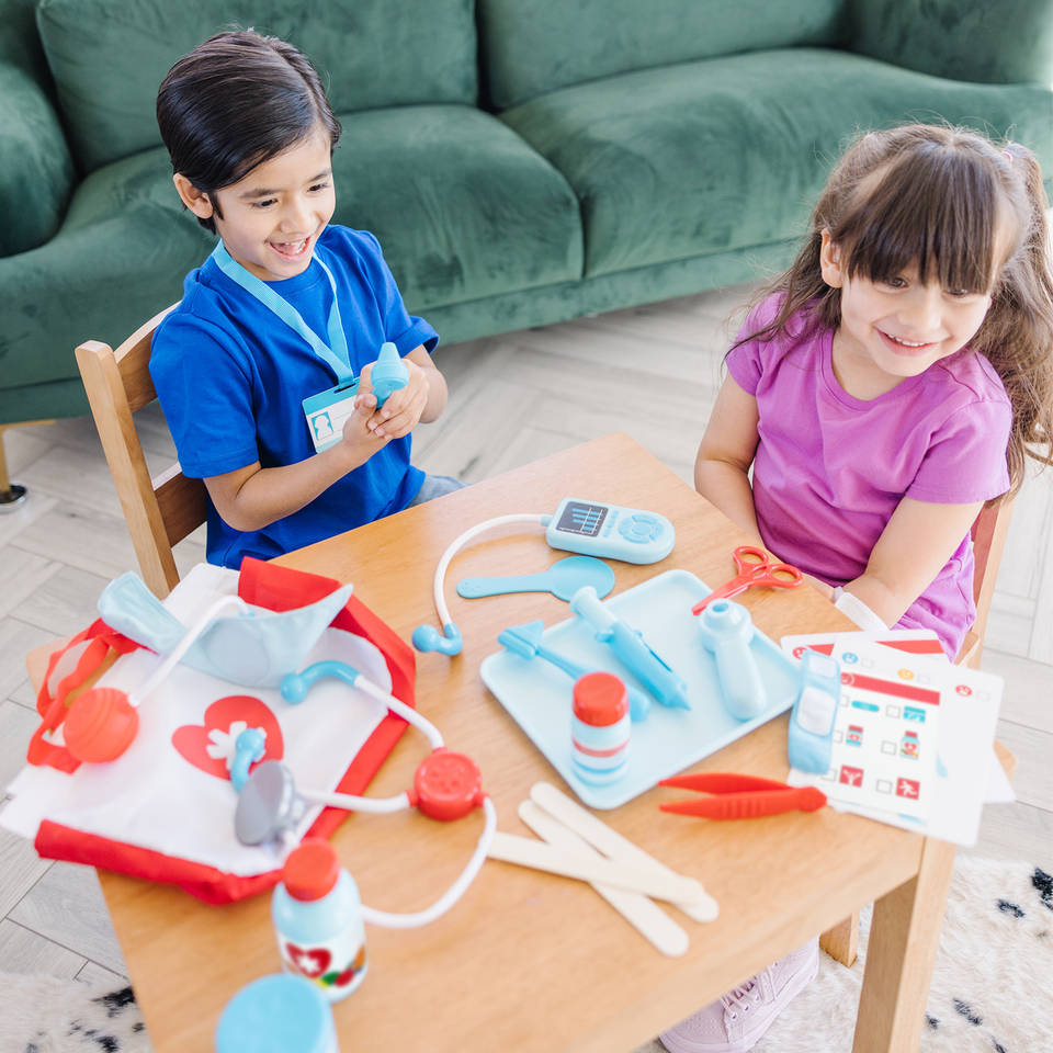 Melissa & Doug dokter speelset inclusief opbergtas 25-delig