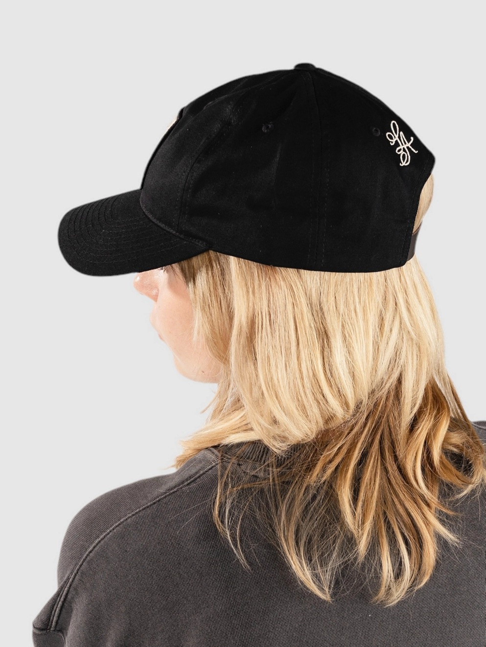 RVCA Invisible Man Cap black
