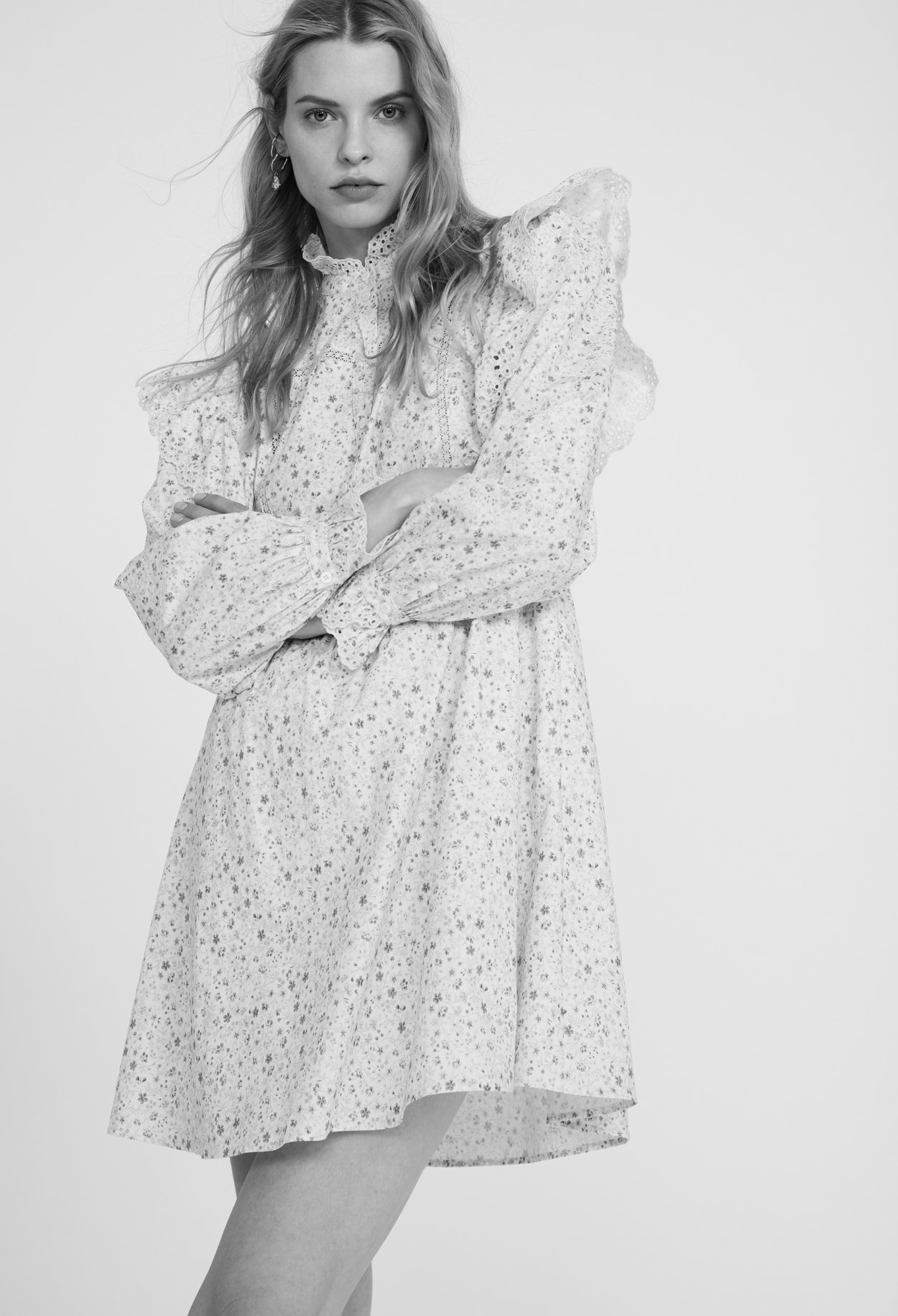 Robe fleurie &agrave; volants