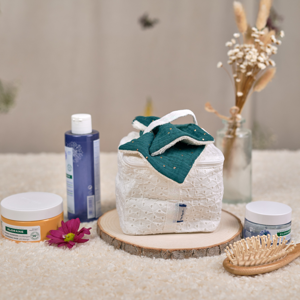 Petit Vanity Broderie Anglaise