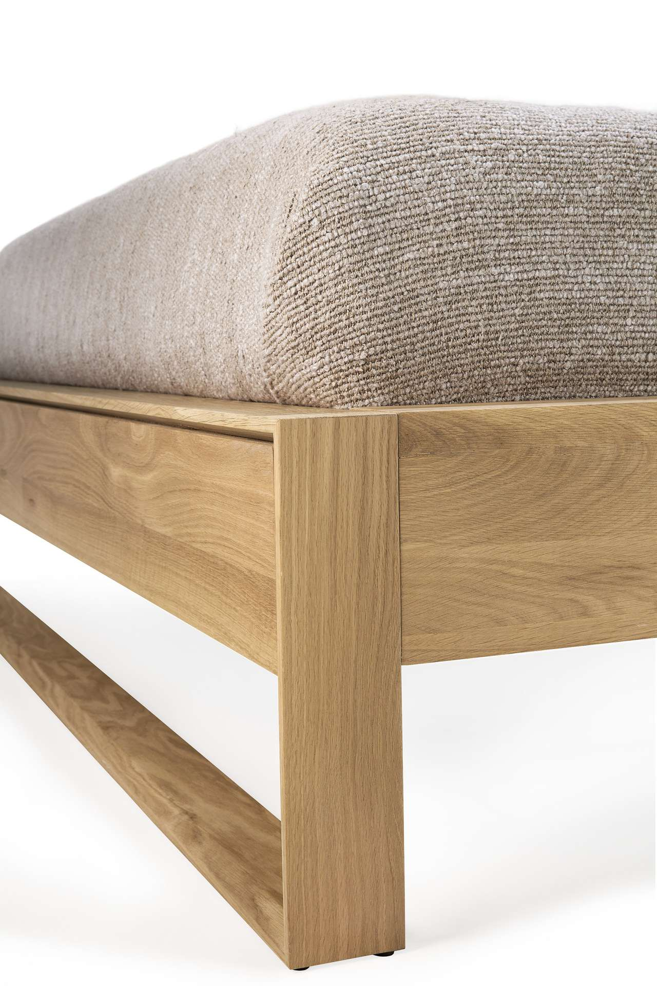 Ethnicraft Bed Nordic II 160x200 incl. lattenbodem