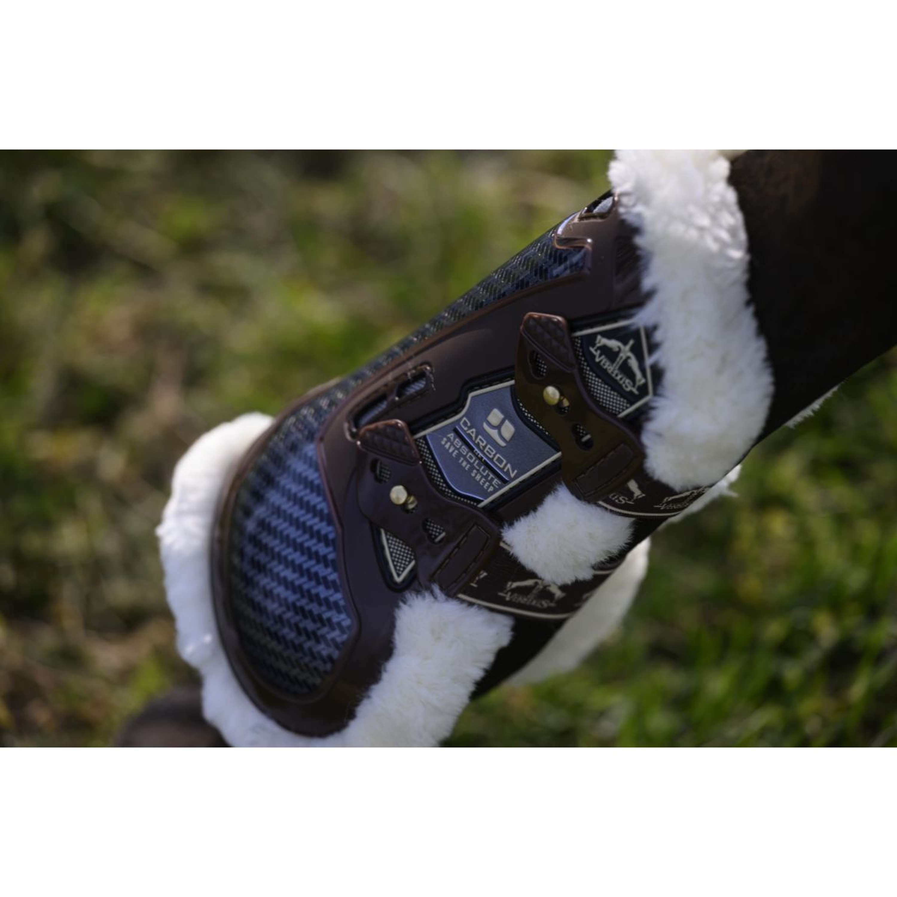 Veredus Peesbeschermers Carbon Gel Absolute Save the Sheep Front Bruin