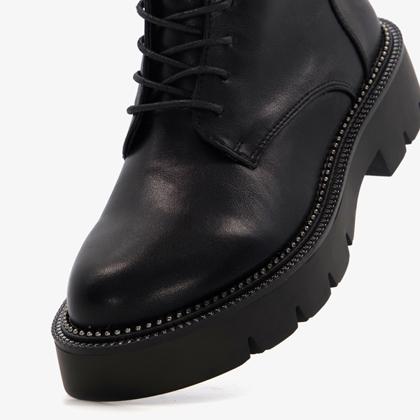 Blue Box dames veterboots met grove zool zwart
