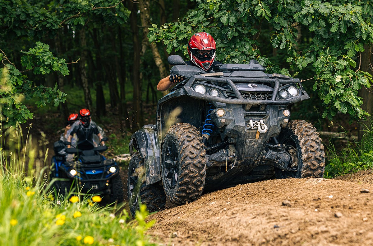 Quad Offroad fahren in Prag als Geschenk